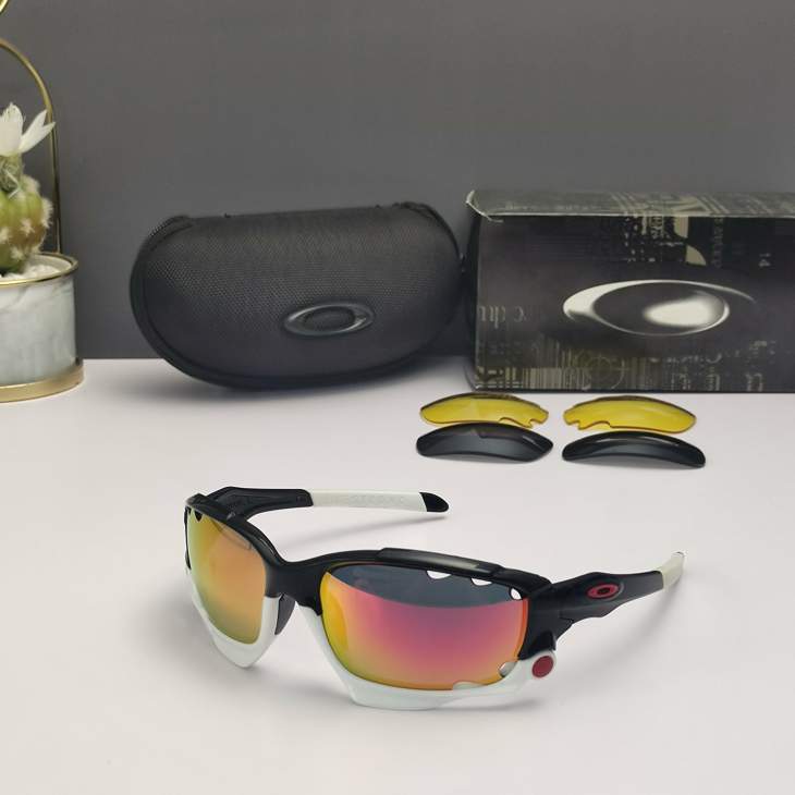 Picture of Oakley Sunglasses _SKUfw66124714fw
